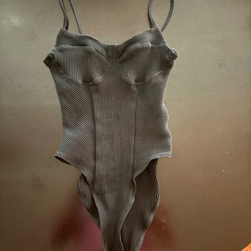 Ribbed Black Bodysuit